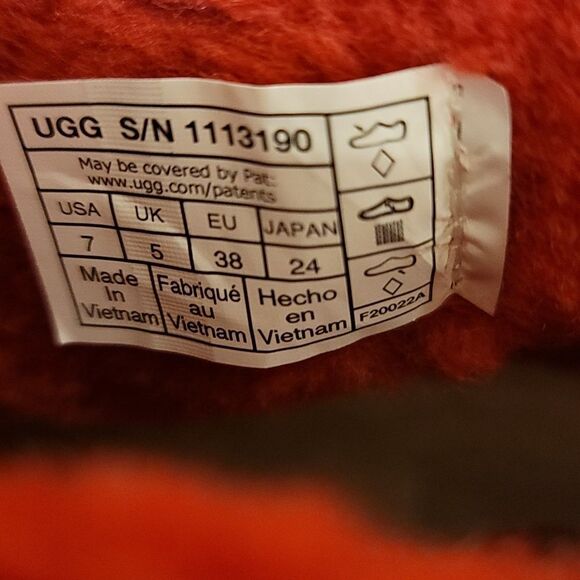 BRAND NEW UGG CLASSIC MINI - WOMEN'S - Picture 13 of 16